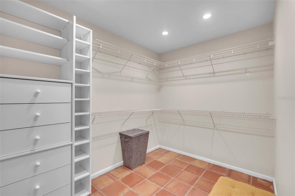 For Sale: $915,000 (4 beds, 3 baths, 2846 Square Feet)