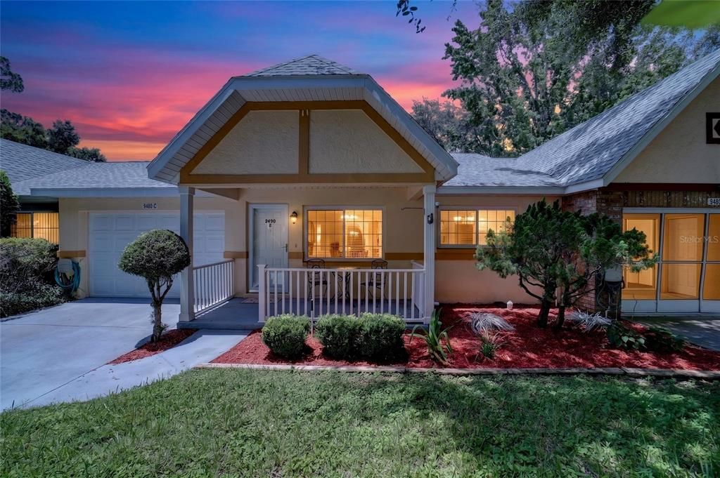 For Sale: $134,850 (2 beds, 2 baths, 1150 Square Feet)