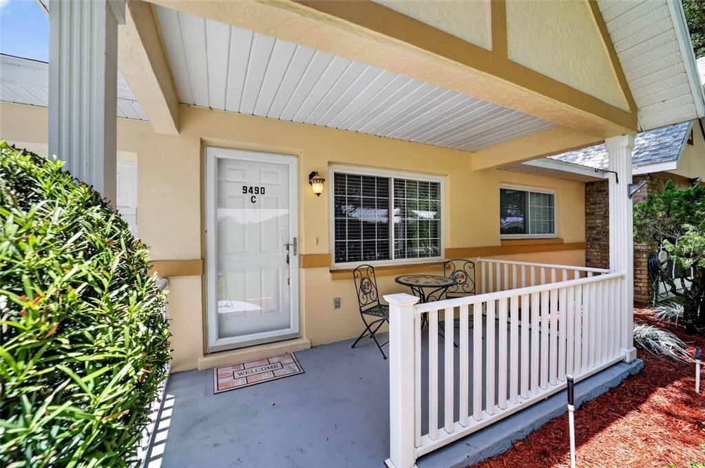 For Sale: $134,850 (2 beds, 2 baths, 1150 Square Feet)