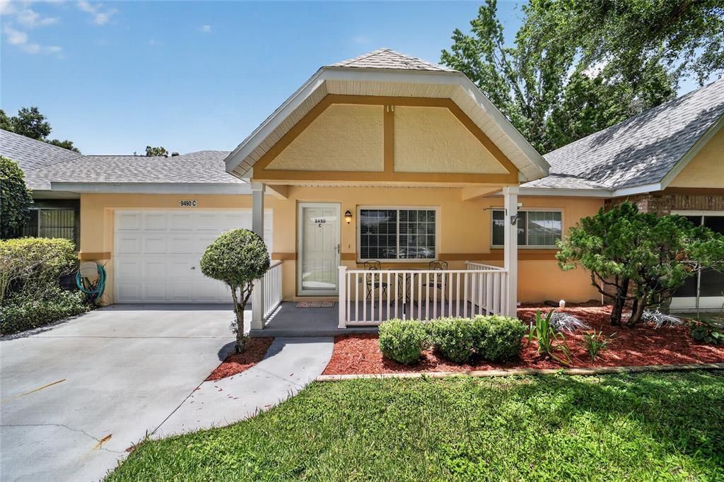For Sale: $134,850 (2 beds, 2 baths, 1150 Square Feet)