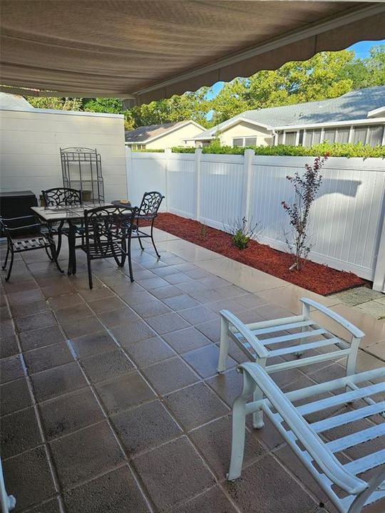 For Sale: $134,850 (2 beds, 2 baths, 1150 Square Feet)