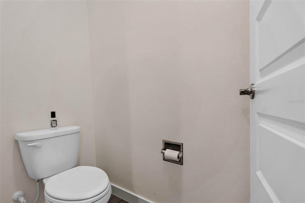 На продажу: $445,000 (4 спален, 2 ванн, 2260 Квадратных фут)