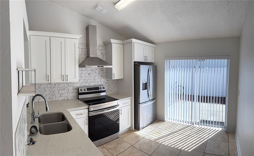 В аренду: $1,850 (3 спален, 2 ванн, 1182 Квадратных фут)