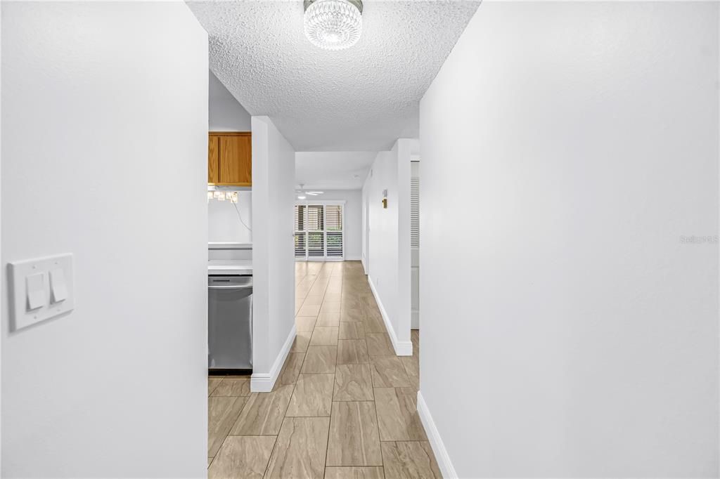 En Venta: $195,000 (2 camas, 2 baños, 980 Pies cuadrados)