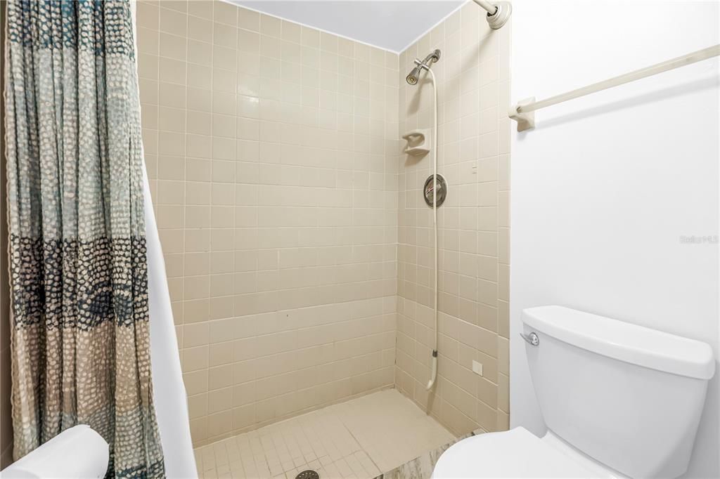 En Venta: $195,000 (2 camas, 2 baños, 980 Pies cuadrados)