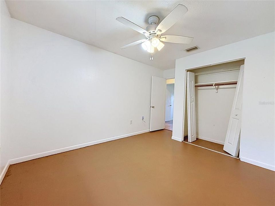For Sale: $269,000 (4 beds, 2 baths, 1754 Square Feet)