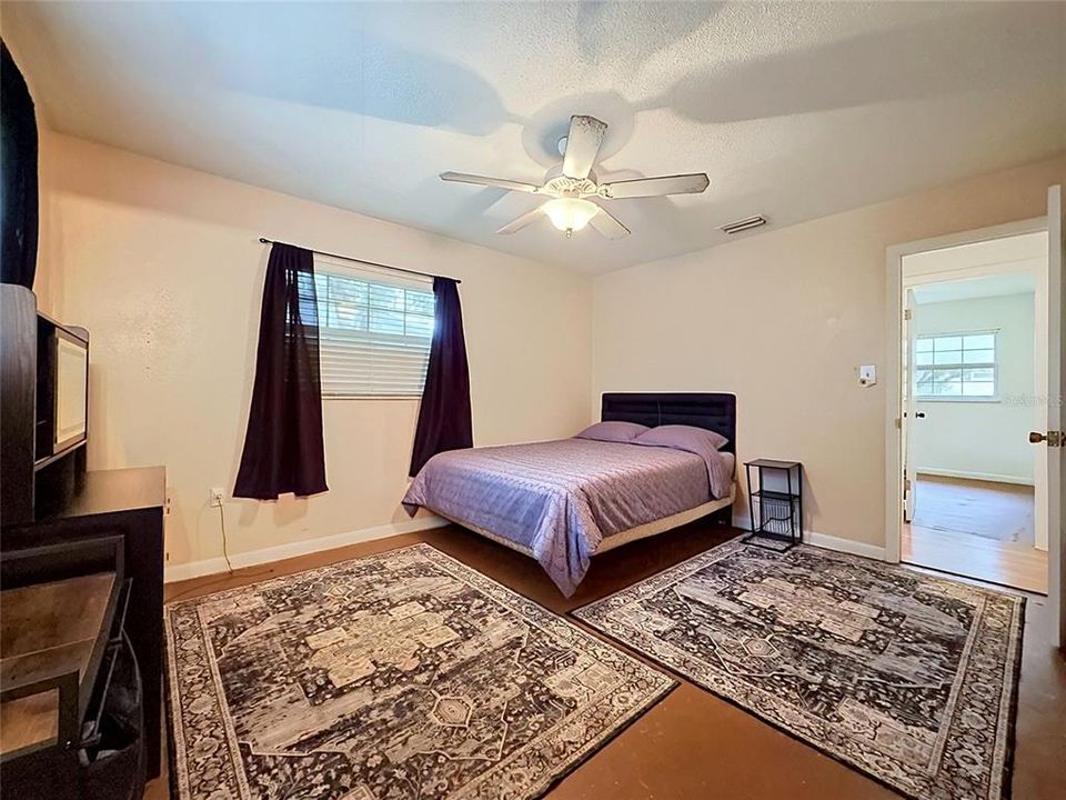 For Sale: $269,000 (4 beds, 2 baths, 1754 Square Feet)