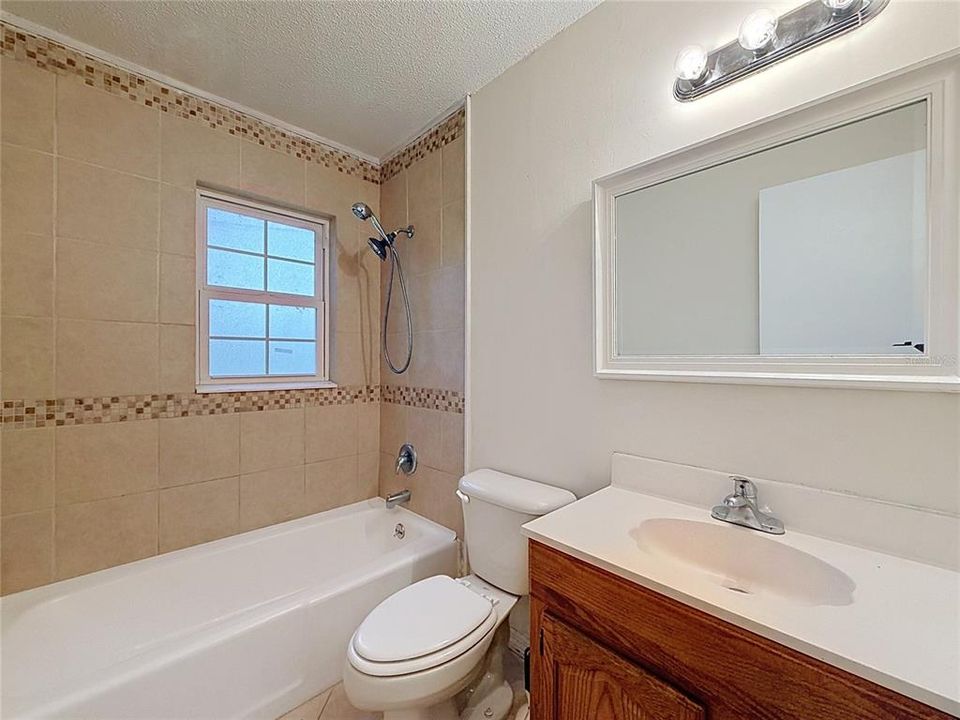 For Sale: $269,000 (4 beds, 2 baths, 1754 Square Feet)