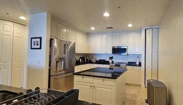 В аренду: $2,900 (3 спален, 2 ванн, 2348 Квадратных фут)