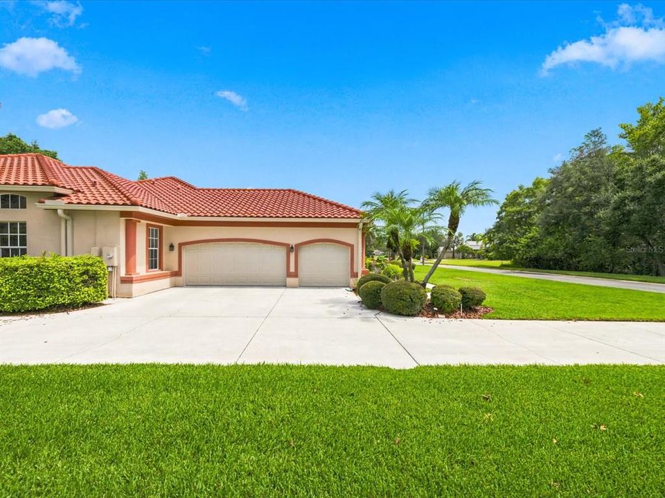 На продажу: $1,200,000 (4 спален, 3 ванн, 3306 Квадратных фут)