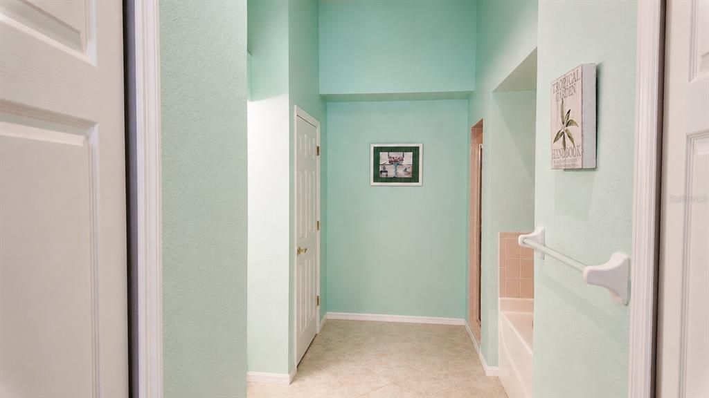 For Sale: $250,000 (3 beds, 2 baths, 1782 Square Feet)