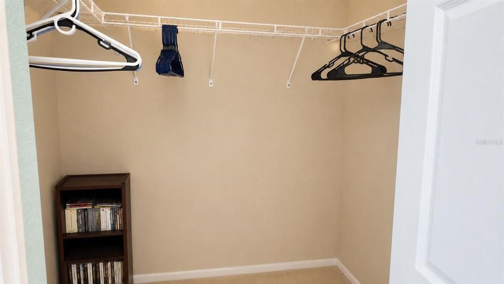 For Sale: $250,000 (3 beds, 2 baths, 1782 Square Feet)