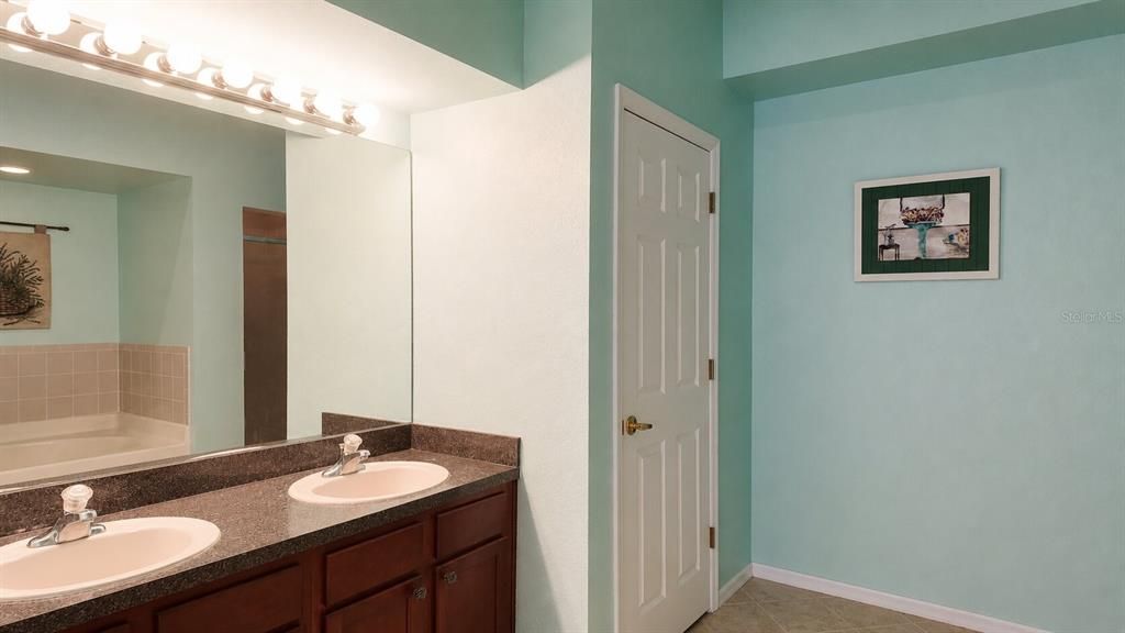 For Sale: $250,000 (3 beds, 2 baths, 1782 Square Feet)