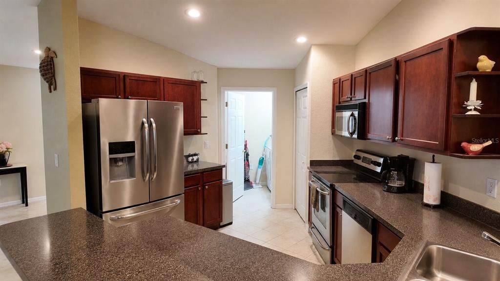 For Sale: $250,000 (3 beds, 2 baths, 1782 Square Feet)
