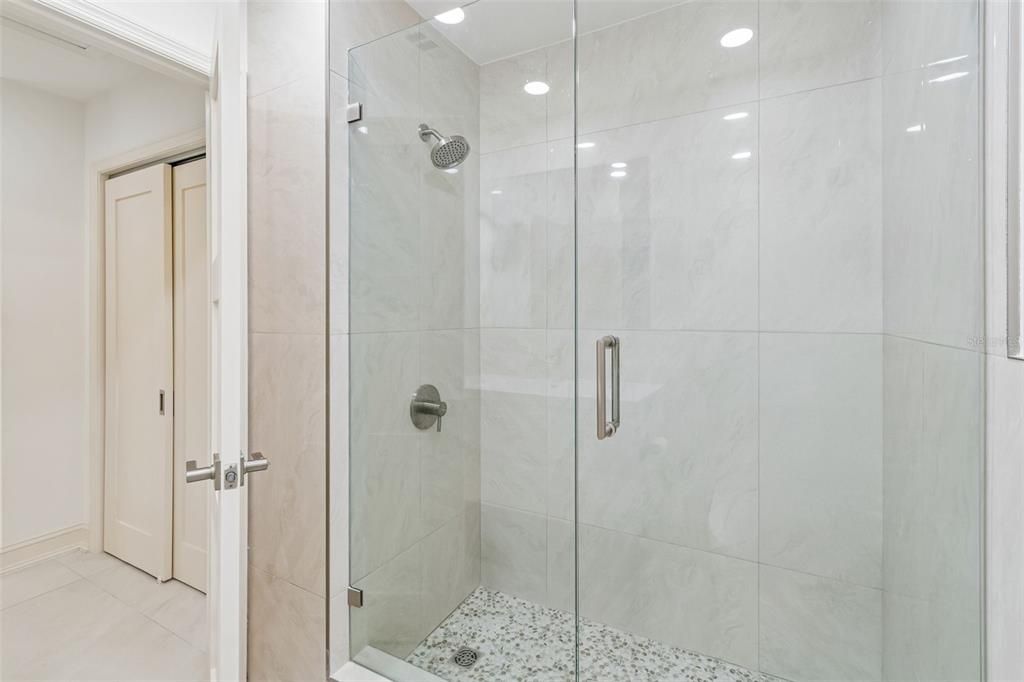 For Sale: $625,000 (3 beds, 2 baths, 2065 Square Feet)