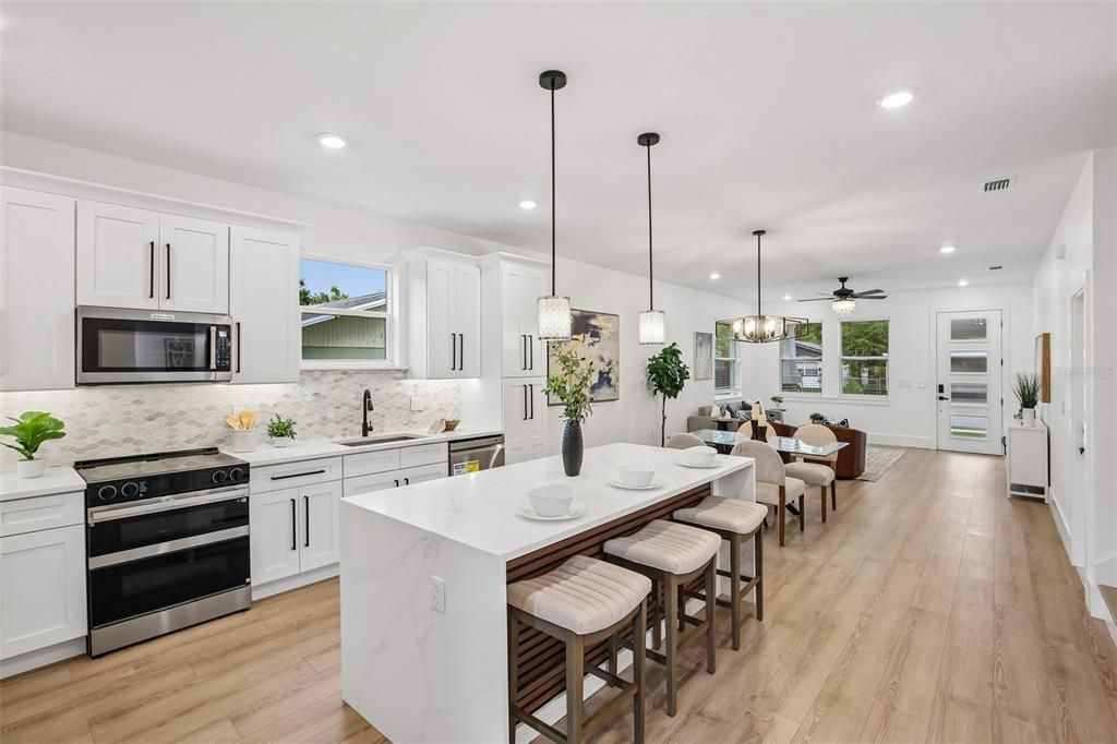 En Venta: $439,999 (3 camas, 3 baños, 1707 Pies cuadrados)
