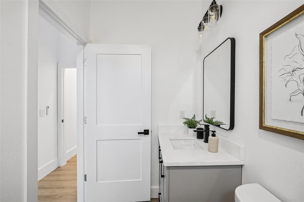 En Venta: $439,999 (3 camas, 3 baños, 1707 Pies cuadrados)