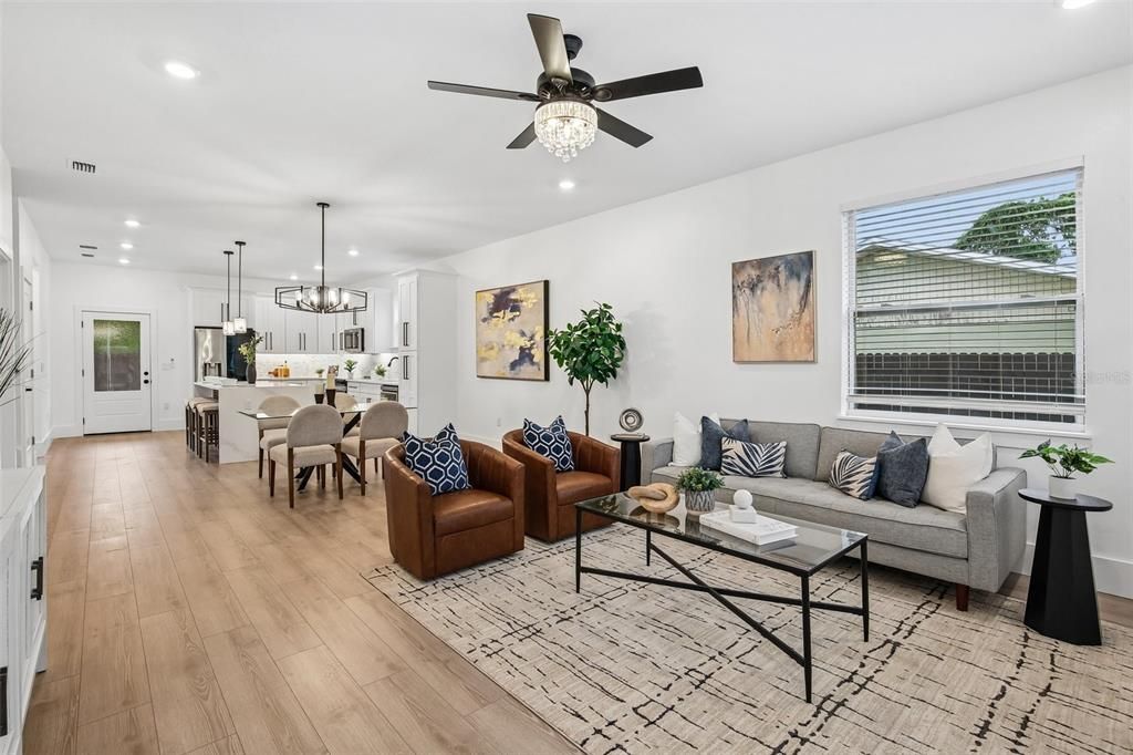 En Venta: $439,999 (3 camas, 3 baños, 1707 Pies cuadrados)