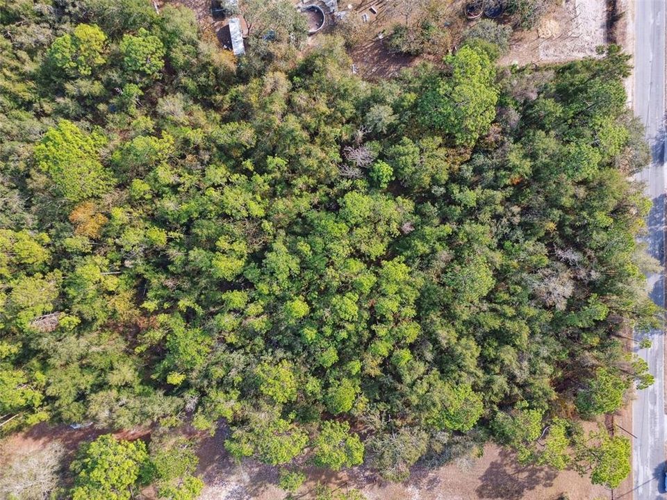 待售: $2,400,000 (80.00 acres)