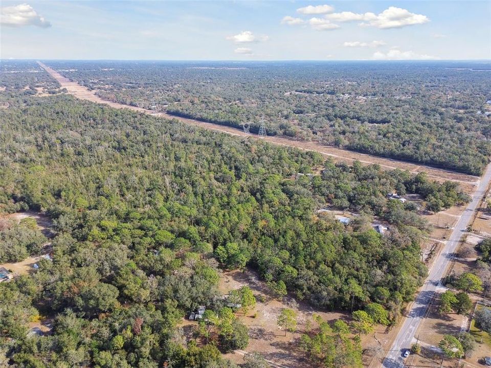 待售: $2,400,000 (80.00 acres)