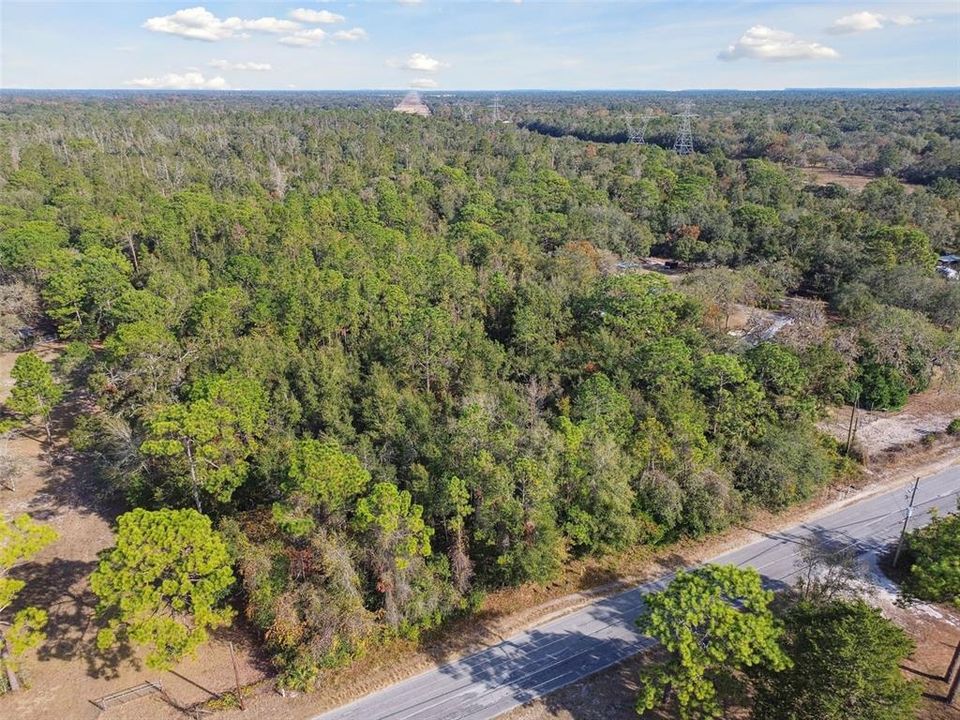 待售: $2,400,000 (80.00 acres)