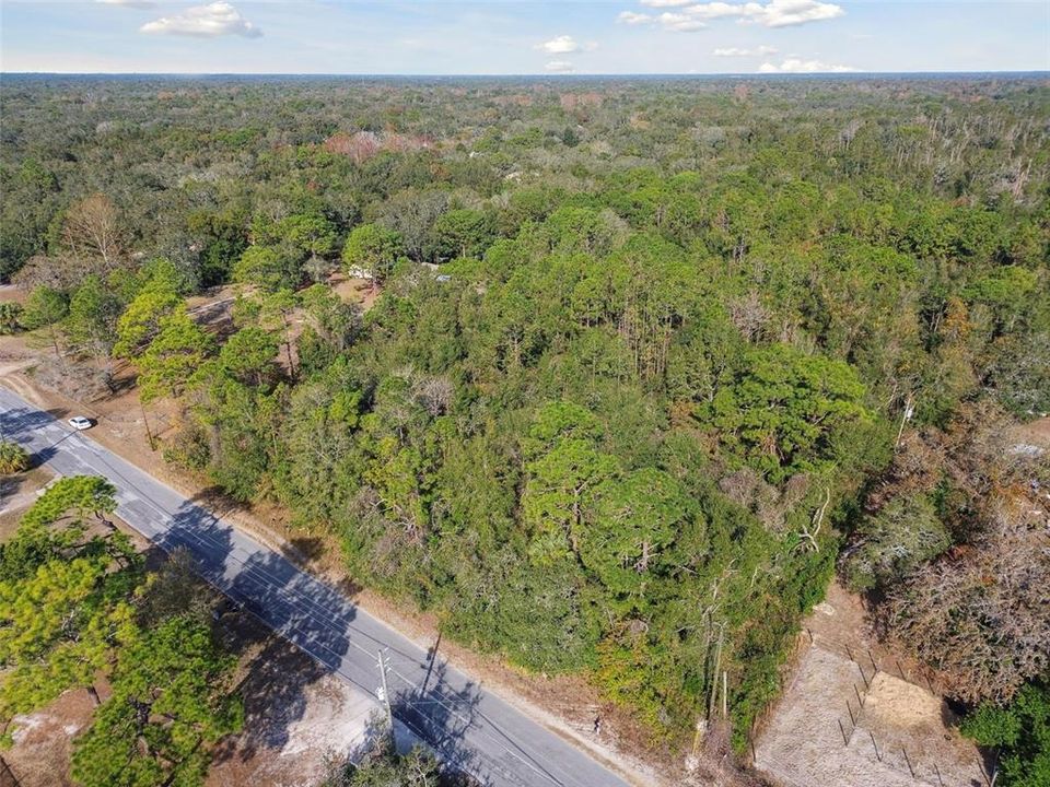 待售: $2,400,000 (80.00 acres)