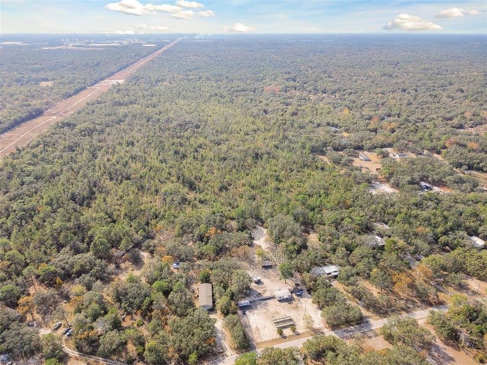 待售: $2,400,000 (80.00 acres)