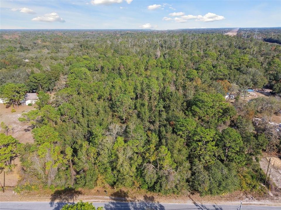 待售: $2,400,000 (80.00 acres)