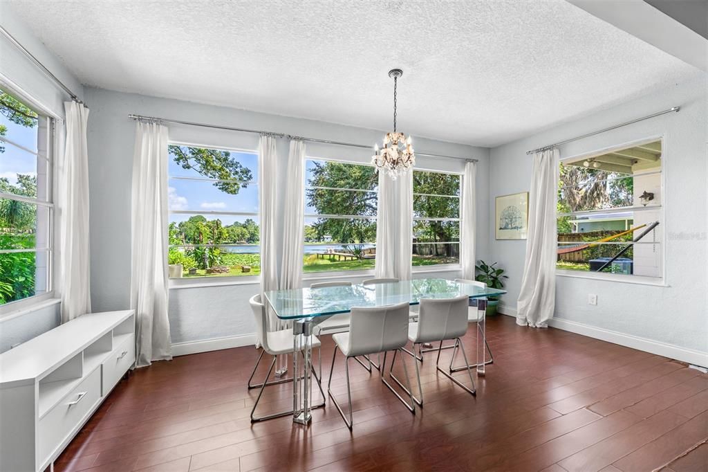 En Venta: $579,000 (3 camas, 2 baños, 1905 Pies cuadrados)