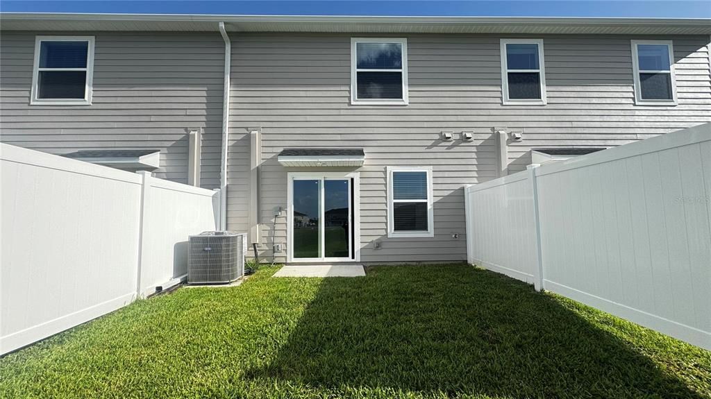 For Rent: $1,750 (3 beds, 2 baths, 1339 Square Feet)