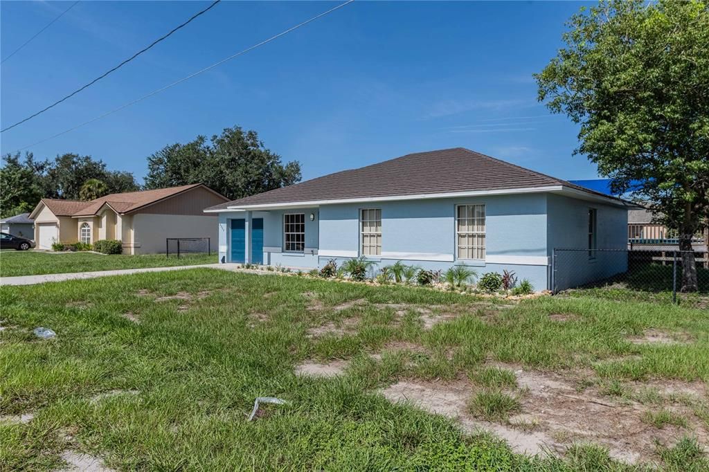 For Sale: $295,000 (4 beds, 2 baths, 1348 Square Feet)