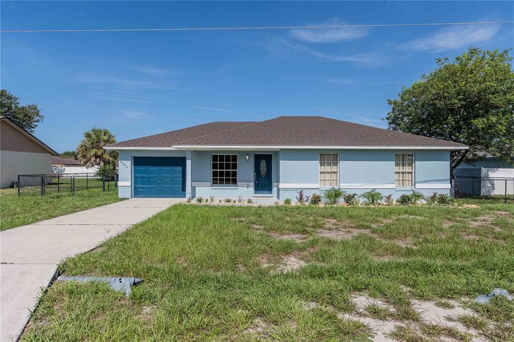 For Sale: $295,000 (4 beds, 2 baths, 1348 Square Feet)