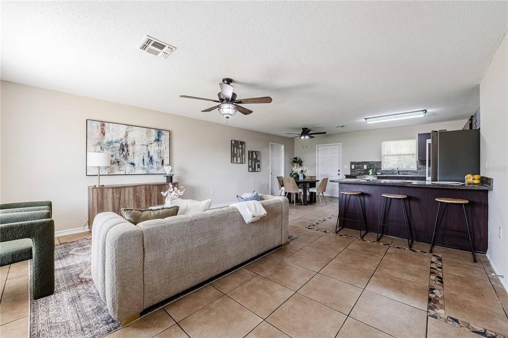 For Sale: $295,000 (4 beds, 2 baths, 1348 Square Feet)