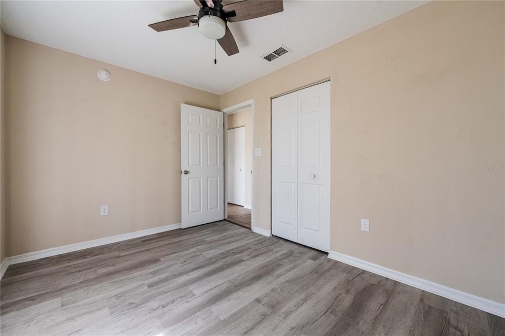 For Sale: $295,000 (4 beds, 2 baths, 1348 Square Feet)