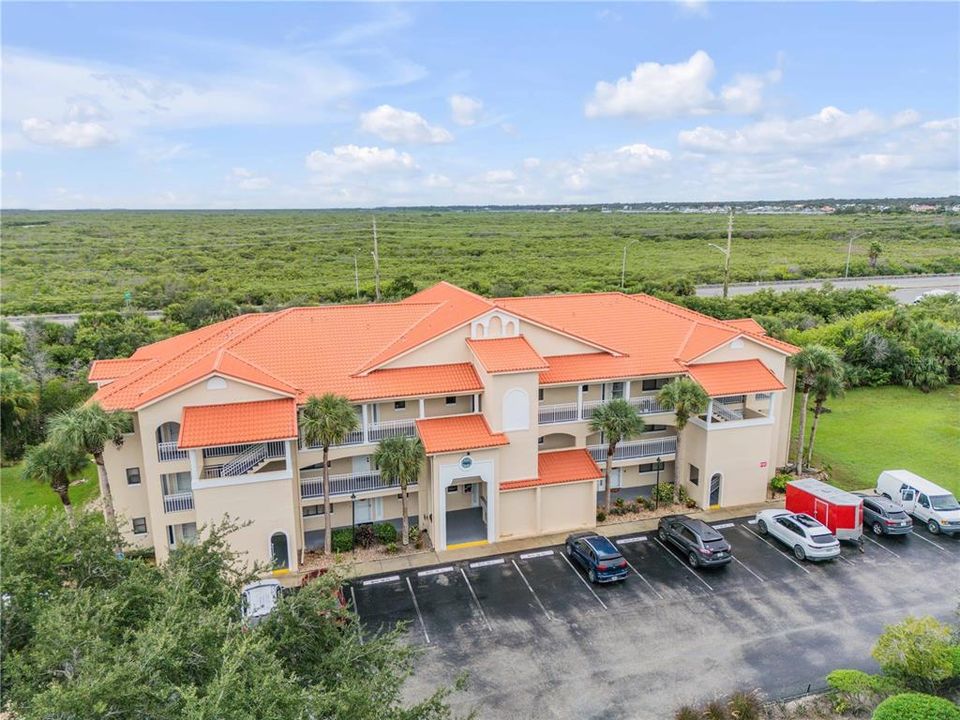 En Venta: $389,900 (2 camas, 2 baños, 1128 Pies cuadrados)