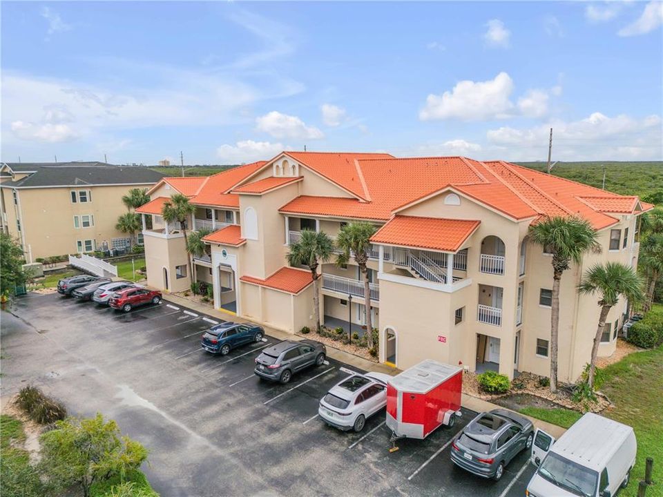 En Venta: $389,900 (2 camas, 2 baños, 1128 Pies cuadrados)