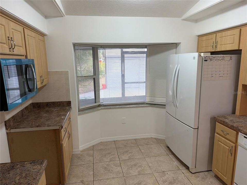 En Venta: $237,700 (3 camas, 2 baños, 1307 Pies cuadrados)