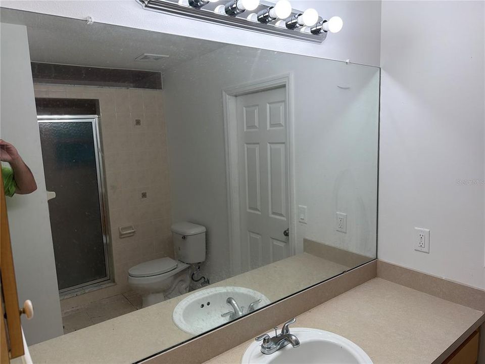 En Venta: $237,700 (3 camas, 2 baños, 1307 Pies cuadrados)