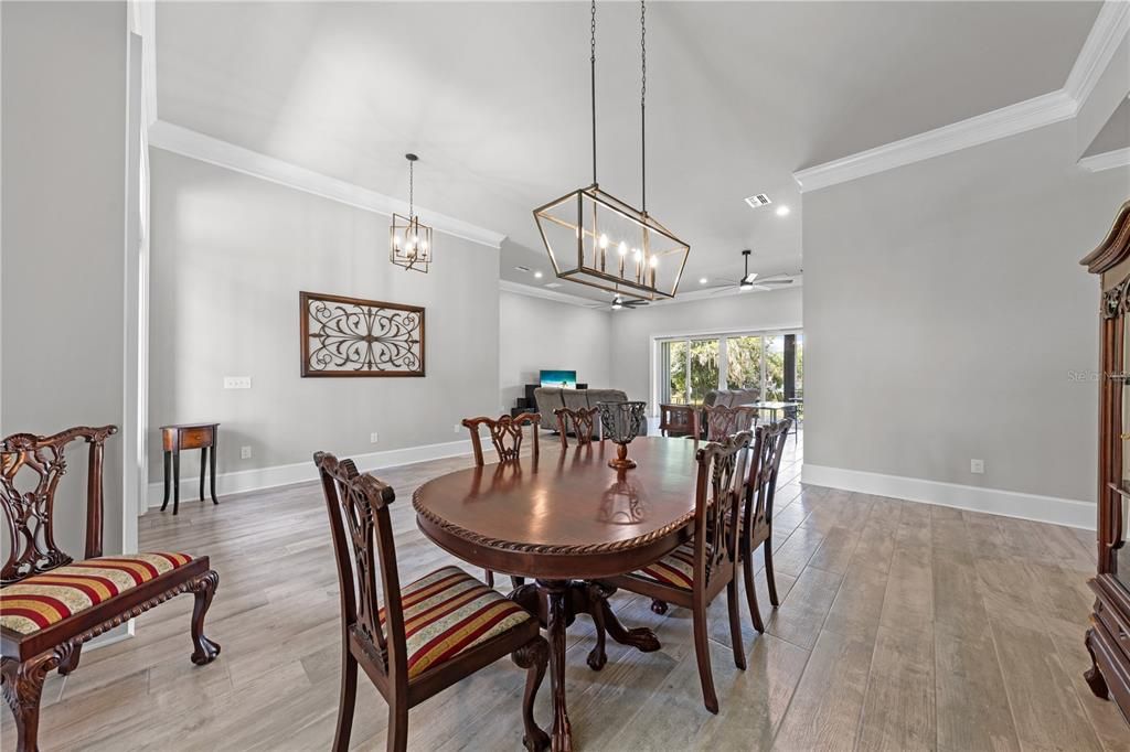 En Venta: $1,295,000 (3 camas, 3 baños, 2964 Pies cuadrados)