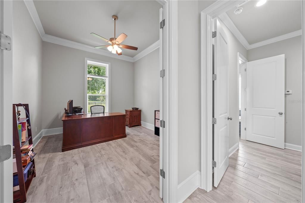 En Venta: $1,295,000 (3 camas, 3 baños, 2964 Pies cuadrados)