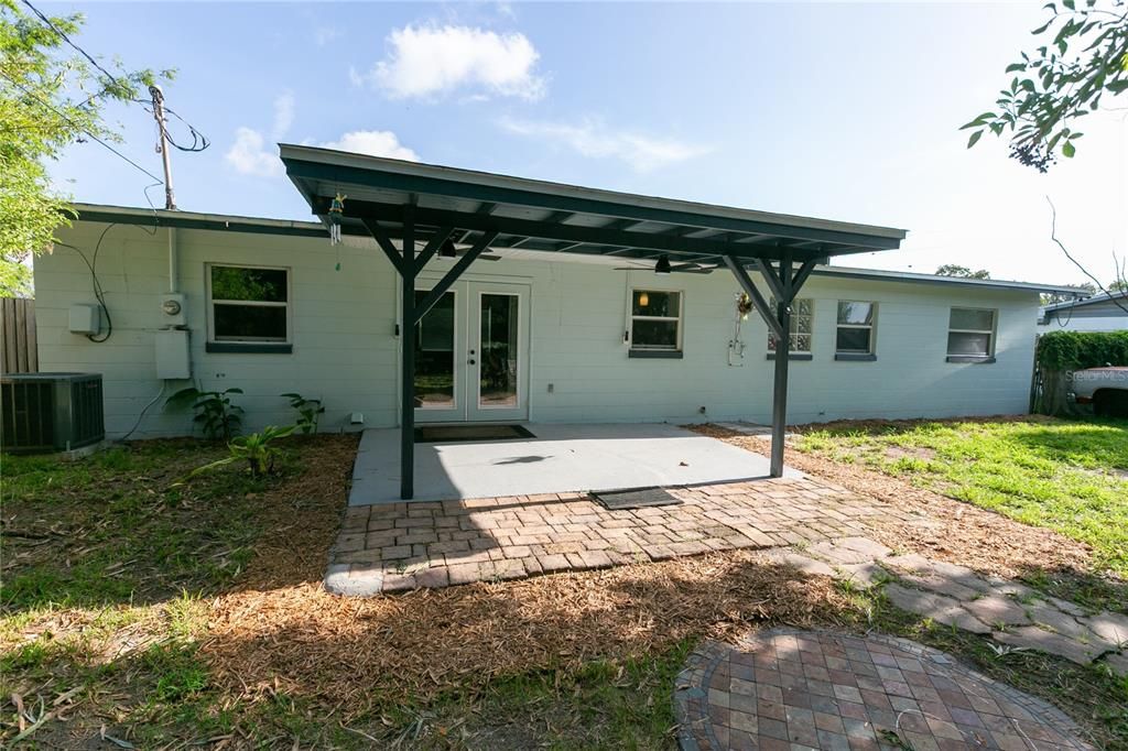 En Venta: $339,000 (3 camas, 2 baños, 1149 Pies cuadrados)