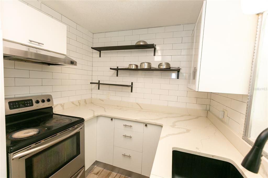 En Venta: $339,000 (3 camas, 2 baños, 1149 Pies cuadrados)