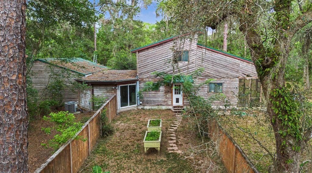 For Sale: $420,000 (4 beds, 2 baths, 2726 Square Feet)