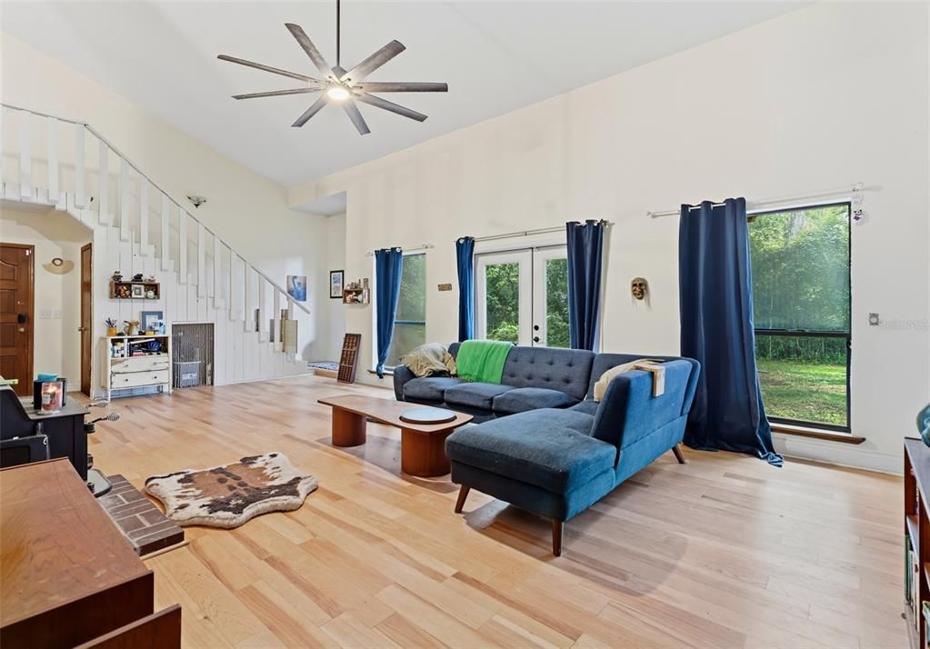 For Sale: $420,000 (4 beds, 2 baths, 2726 Square Feet)
