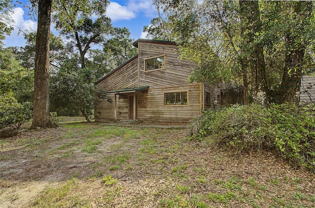 For Sale: $420,000 (4 beds, 2 baths, 2726 Square Feet)