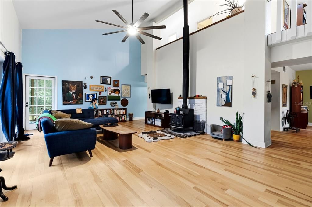 For Sale: $420,000 (4 beds, 2 baths, 2726 Square Feet)