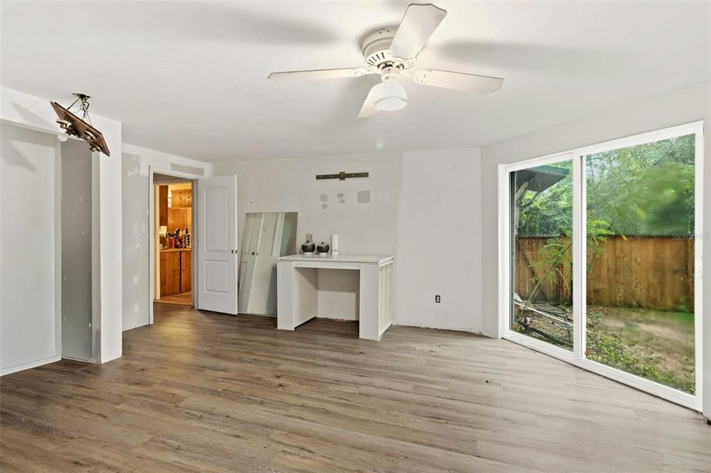 For Sale: $420,000 (4 beds, 2 baths, 2726 Square Feet)