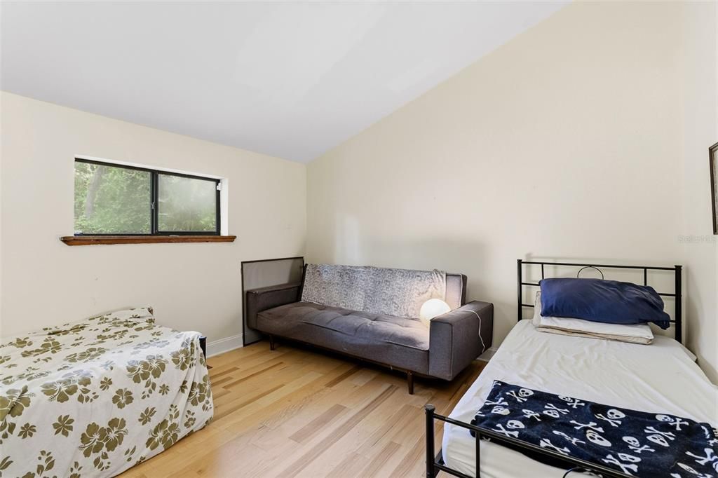For Sale: $420,000 (4 beds, 2 baths, 2726 Square Feet)