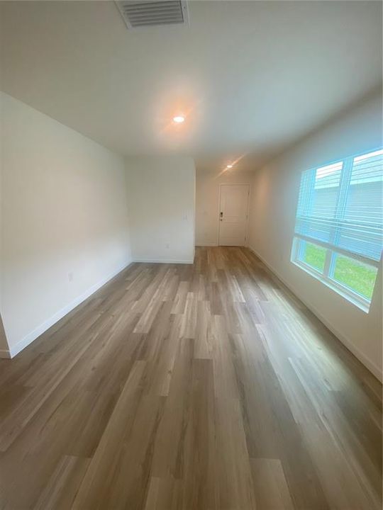 В аренду: $2,500 (3 спален, 2 ванн, 1504 Квадратных фут)