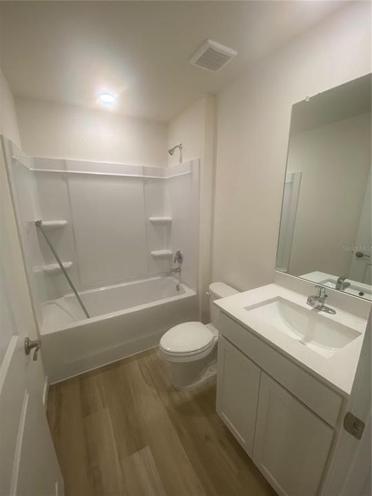 В аренду: $2,500 (3 спален, 2 ванн, 1504 Квадратных фут)